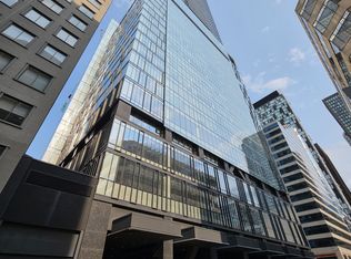 488 University Ave #3005, Toronto, ON M5G 0C1