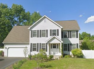 6 Backstretch Ct, Saratoga Springs, NY 12866