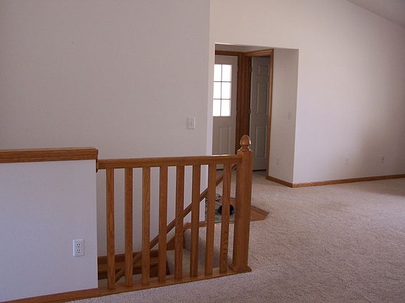 3rd image of 1921 Jack Pine Ct