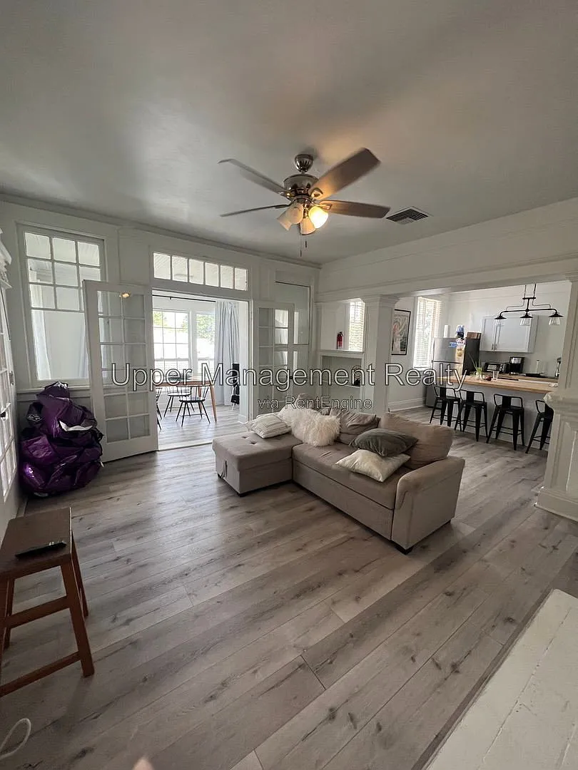 5 bed, 2.0 bath, $8,500 — Photo 3