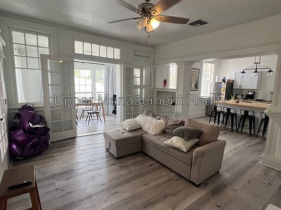 3rd image of 7429 Hampson St #7425