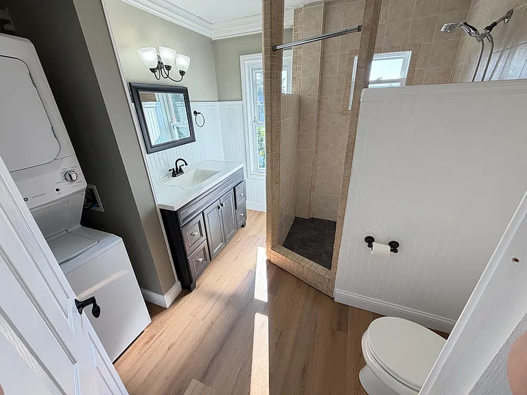 10 Taylor Ave #10 — Photo 9
