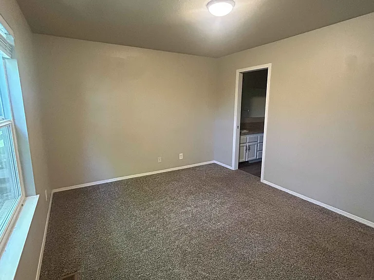 1498 N Hartman St #102 — Photo 16