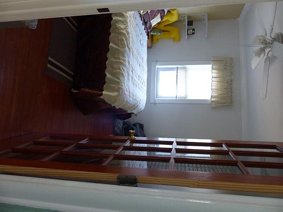 3rd image of 2246 Rosemary Ave