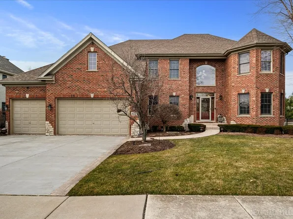 4219 Chaparral Dr, Naperville, IL 60564