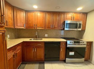 2940 N Course Dr #810, Pompano Beach, FL 33069