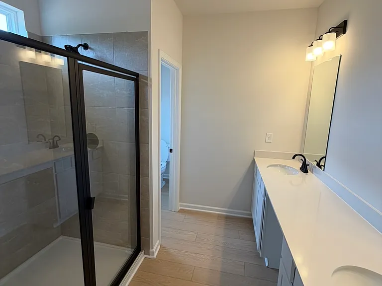 33 Lone Cypress St — Photo 13