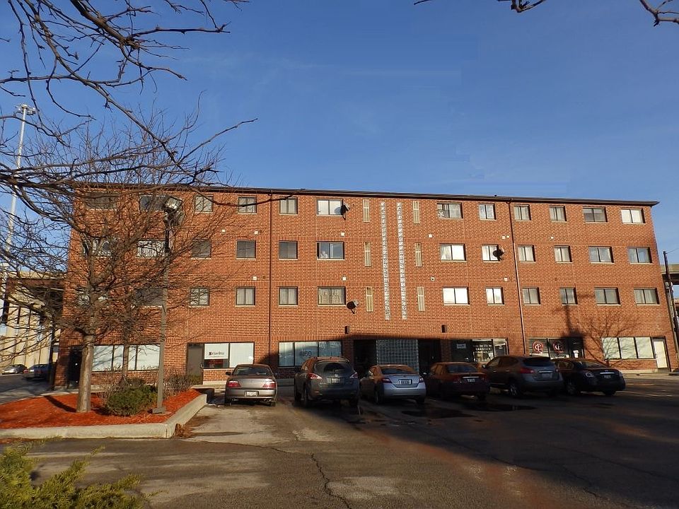 1st image of 2453 S Archer Ave APT 2C