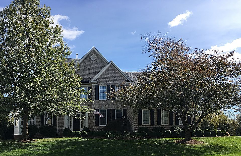 1st image of 21344 Cameron Hunt Pl