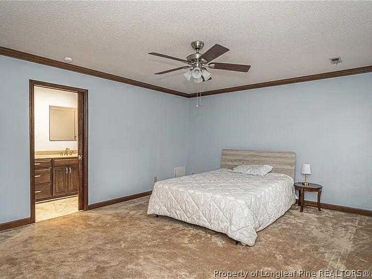 6821 Thames Dr — Photo 26