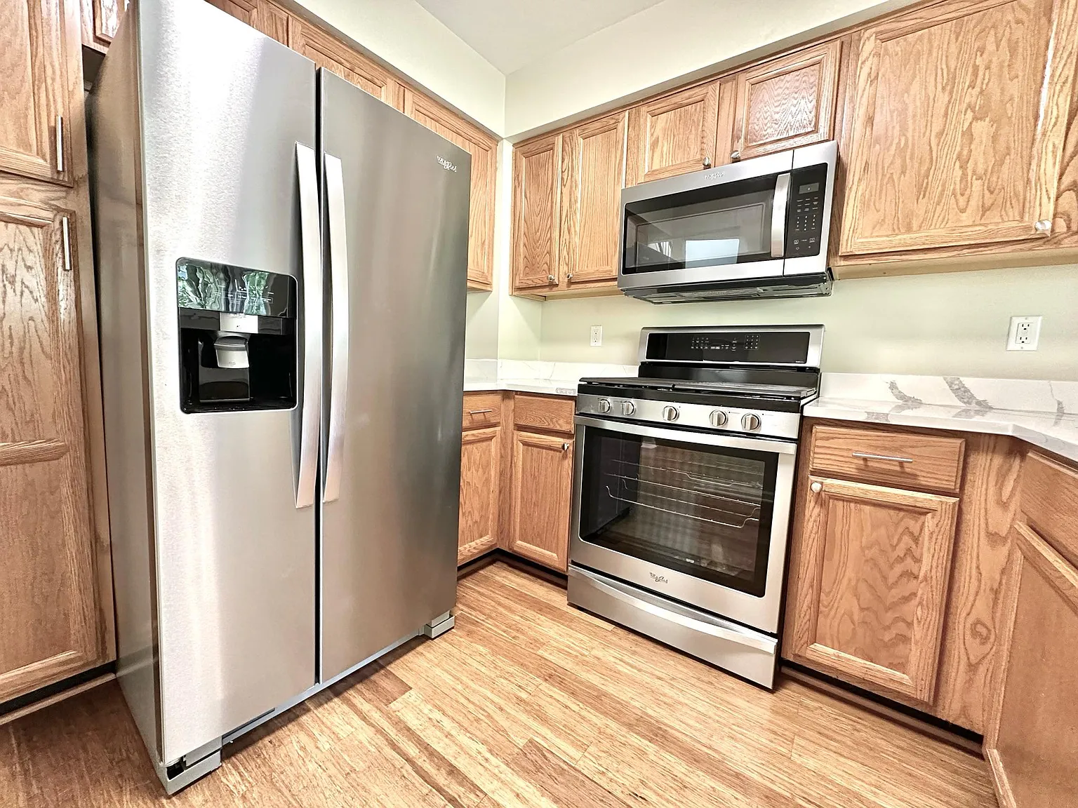 3073 Ailsa Craig Dr — Photo 2