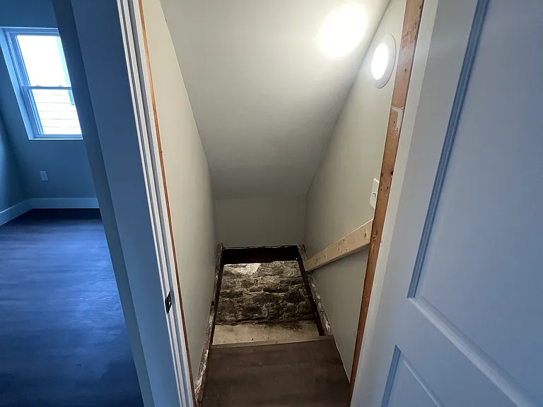 13 Columbia Ave — Photo 39