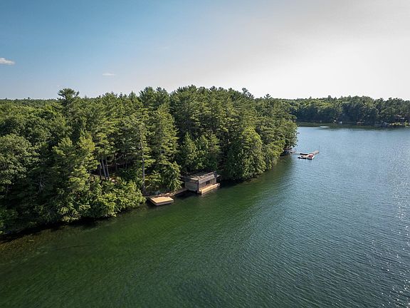 5th image of 559 Indian Point Rd