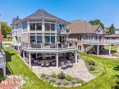 1363 Oakland Ave, Saint Clair, MI, 48079