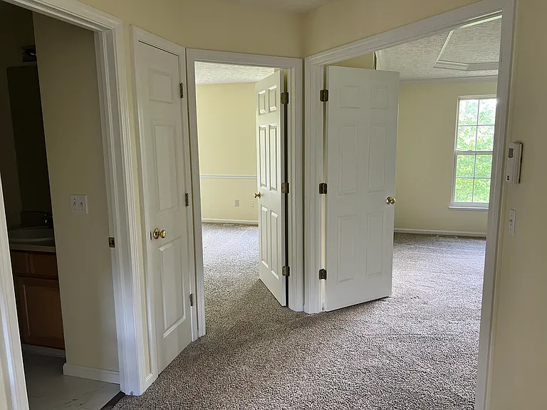 2563 Wyndgate Ct — Photo 11