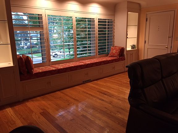 3rd image of 3334 Mowbray Ln APT 4
