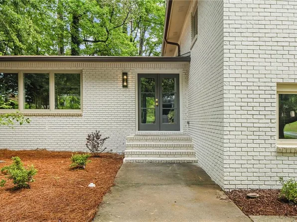 2820 Ponderosa Cir, Decatur, GA 30033