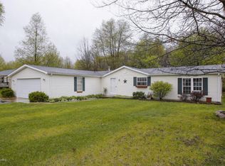 1035 Point Way, Lawton, MI 49065