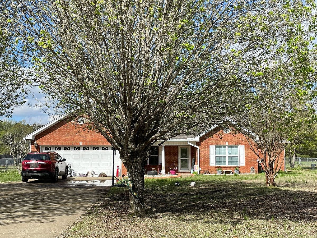 3115 Old Wolfe Rd, Caledonia, MS 39740 Zillow