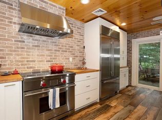 1201 Tuckers Ln, Hingham, MA 02043
