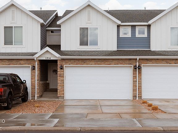 2nd image of 1214 W Hidden Spring Dr