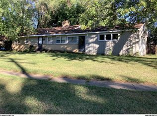 216 New Hampshire Dr, Portage, MI 49024