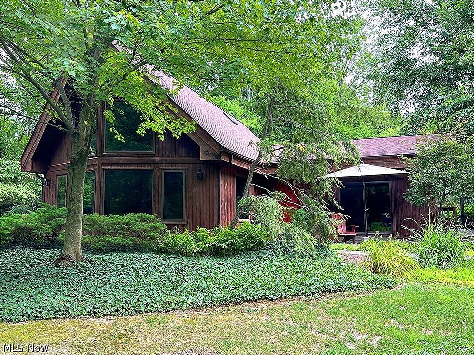 1st image of 9715 Fox Meadow Ln