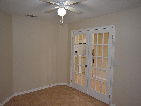 3rd image of 2220 NE 5th Pl