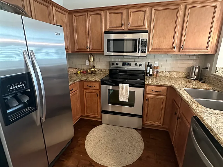2310 Elliott Ave #524 — Photo 6