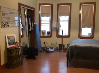 314 Centre St APT 3, Boston, MA 02130