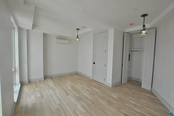 Rented by EXR | media 7