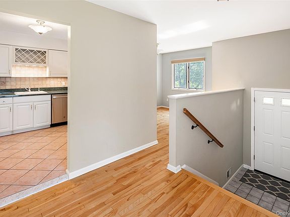 4th image of 1804 Regent Drive