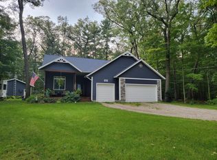 2627 Johnston Ave, Twin Lake, MI 49457