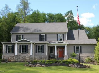 11730 Jensen Ct, Chagrin Falls, OH