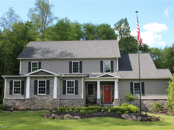 11730 Jensen Ct, Chagrin Falls, OH 44023