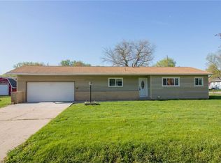 719 W Pleasant St, Colfax, IA 50054