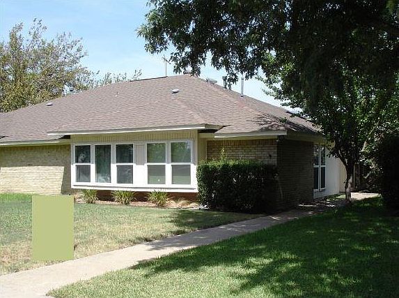 1st image of 7103 La Cosa Dr