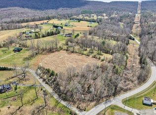 1 Springhouse Ln, Rocky Mount, VA 24151