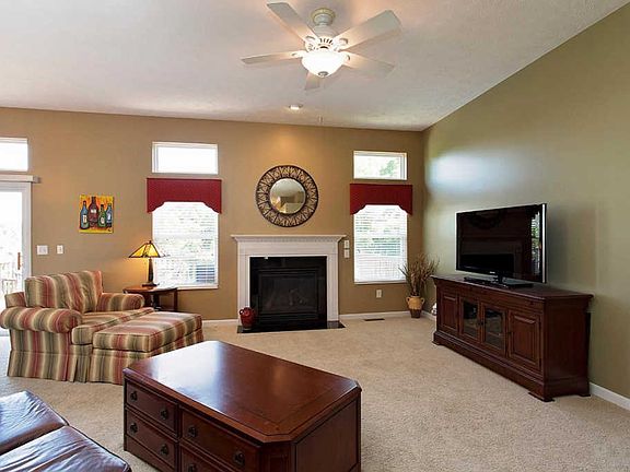 4th image of 6196 Shady Creek Way