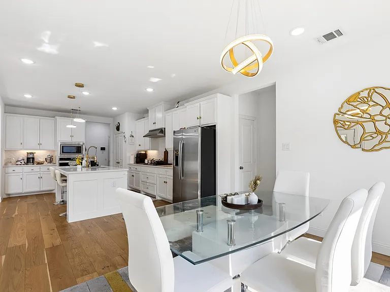 5101 Sailcloth St — Photo 12