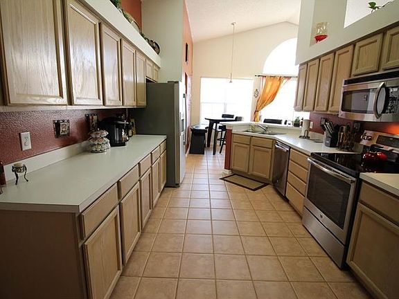 2nd image of 4451 Gwyndale Ct