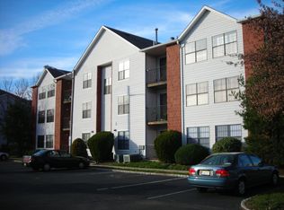 95 Keystone Ct, Piscataway, NJ 08817