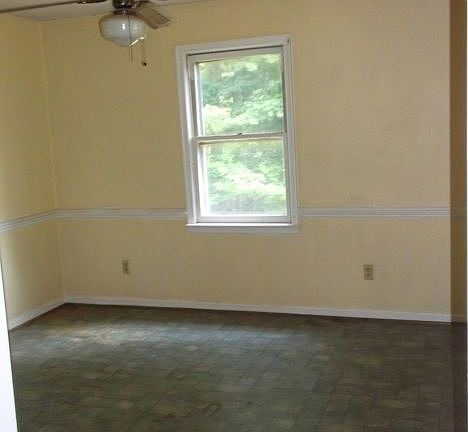 3rd image of 182 Longview Dr