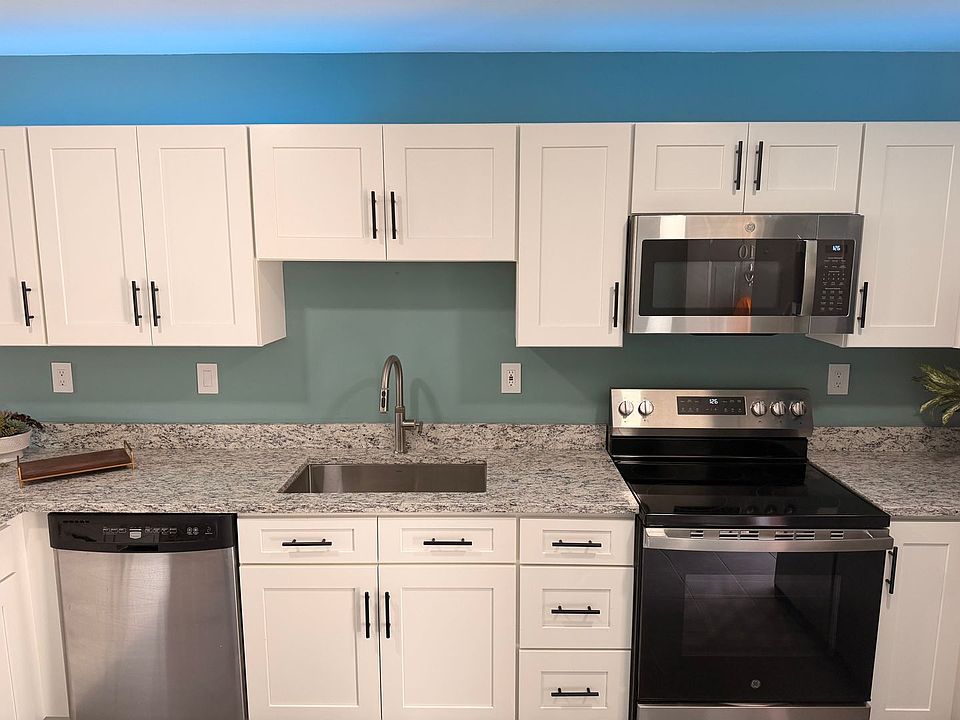 1st image of 410 Sir Keegan Way #1