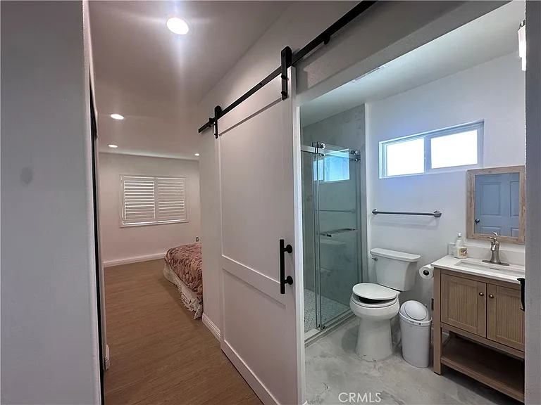 11209 Emery St — Photo 10