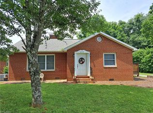2719 Boone Trl, North Wilkesboro, NC 28659