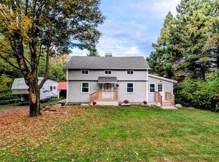 313 Crest Ln, Granville, MA 01034