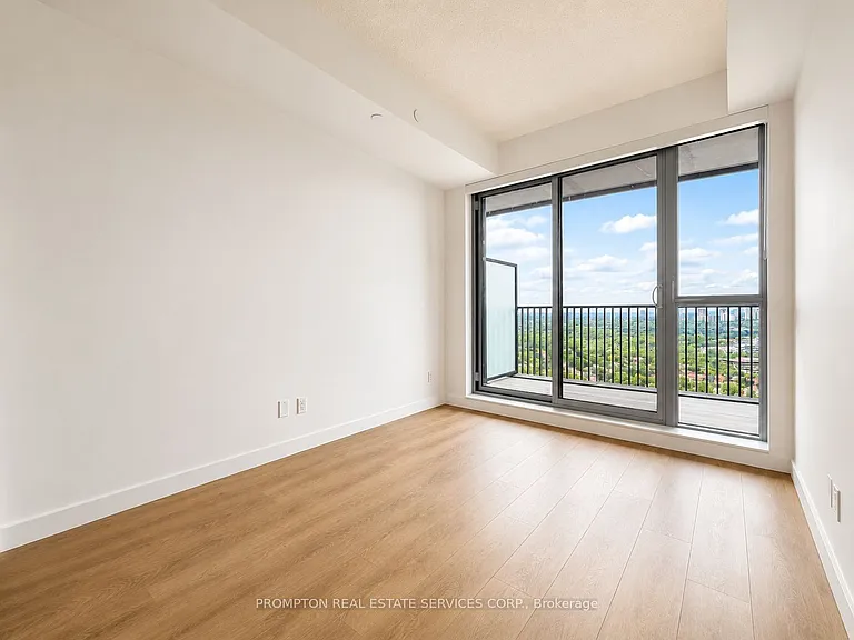 18 Esther Shiner Blvd #3006 — Photo 8
