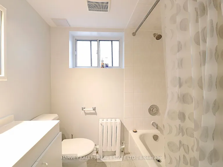 156 Gillard Ave #BASEMENT — Photo 17