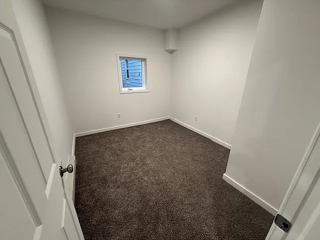 3 bed, 1000 sqft, $1,100 — Photo 4